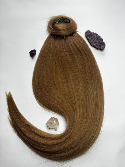 DARK BLONDE 28" Queen Ponytail