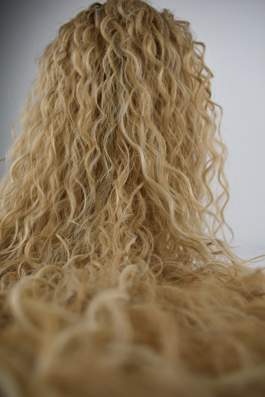 Wavy Ponytail 28" - "Caramel Glow"