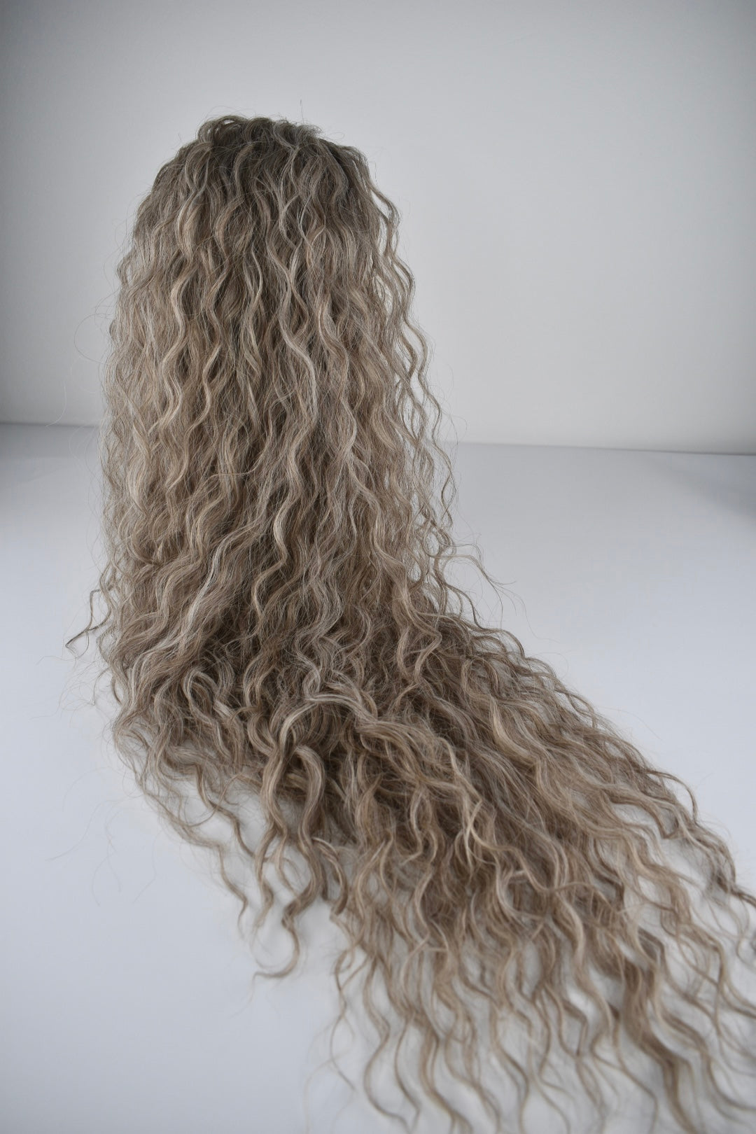 Wavy Ponytail 28" - "Baby Blonde"