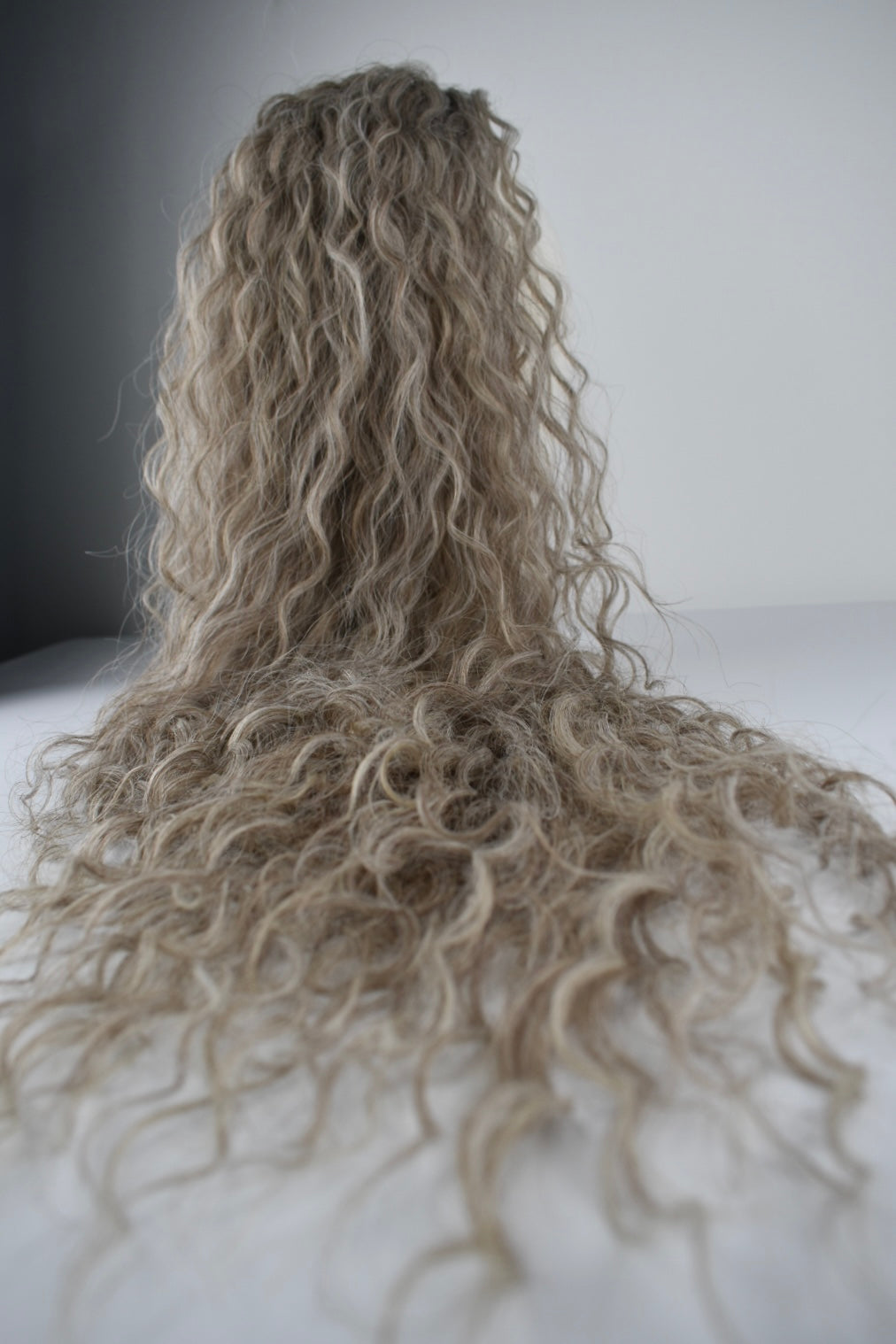 Wavy Ponytail 28" - "Baby Blonde"