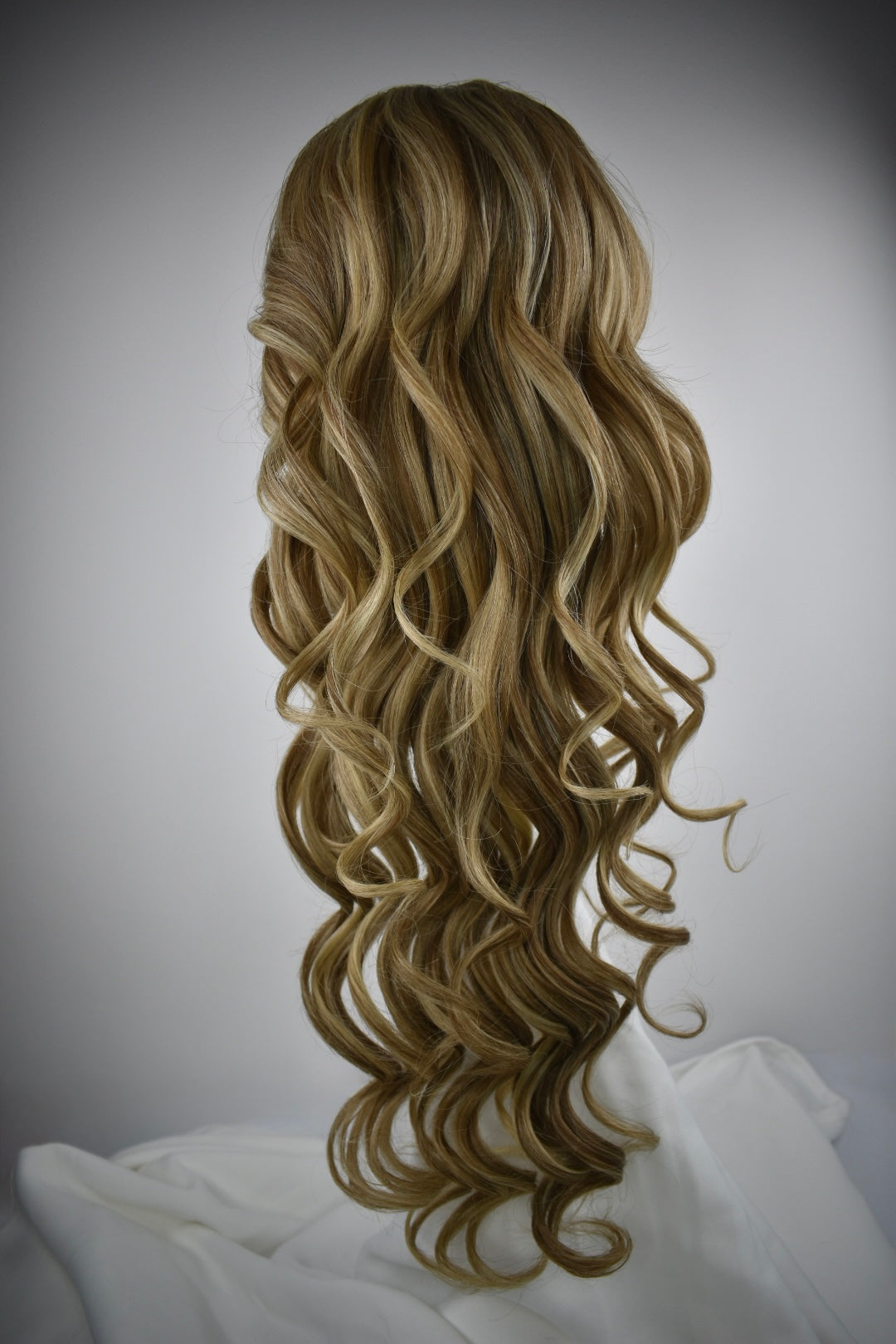 Curly Ponytail 28" - "Buttercream Blonde"