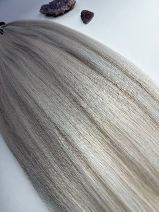 SNOWY ICE BLONDE 28" Queen Ponytail