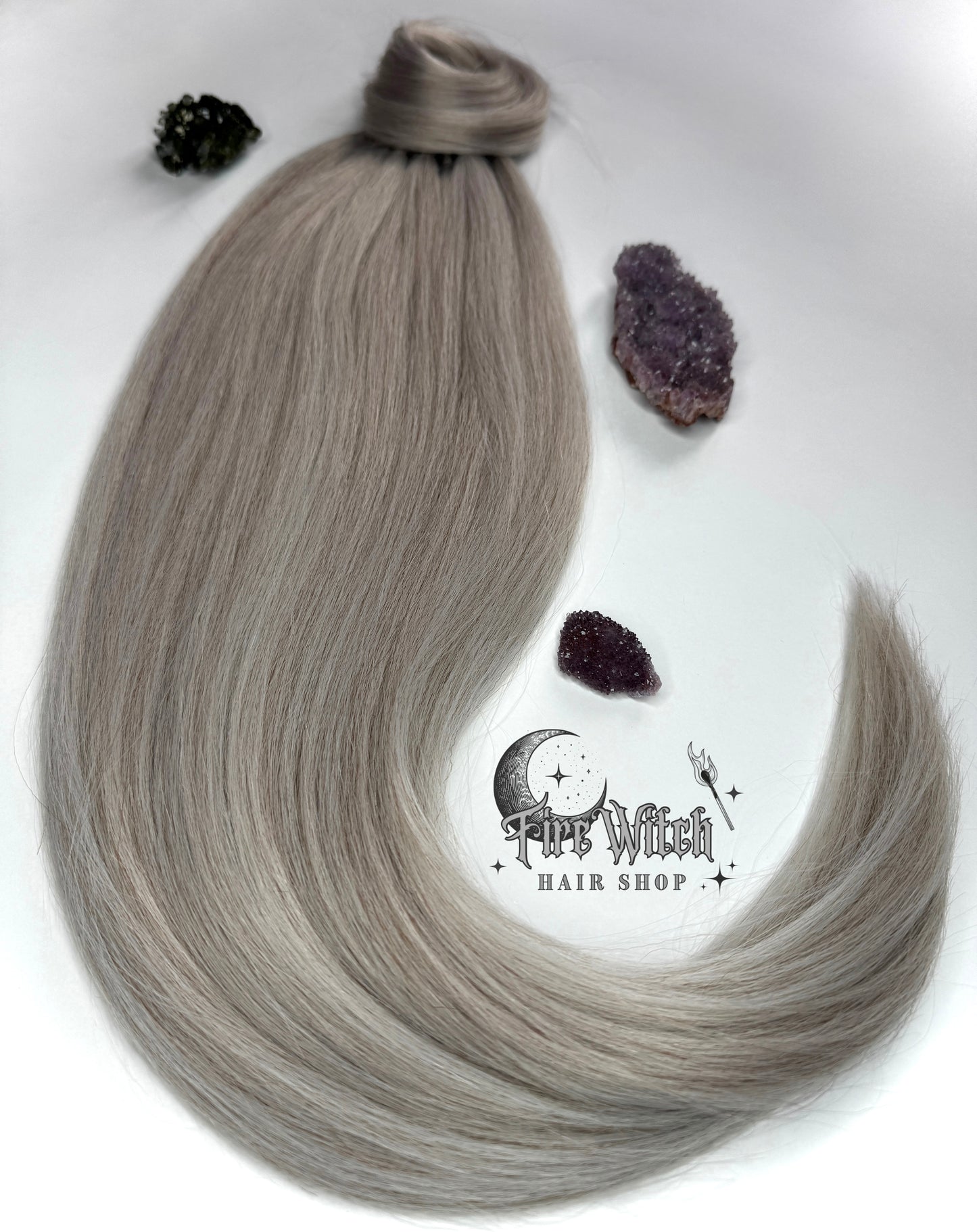 SNOWY ICE BLONDE 28" Queen Ponytail