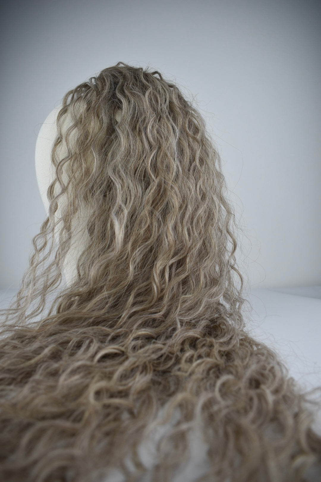 Wavy Ponytail 28" - "Baby Blonde"