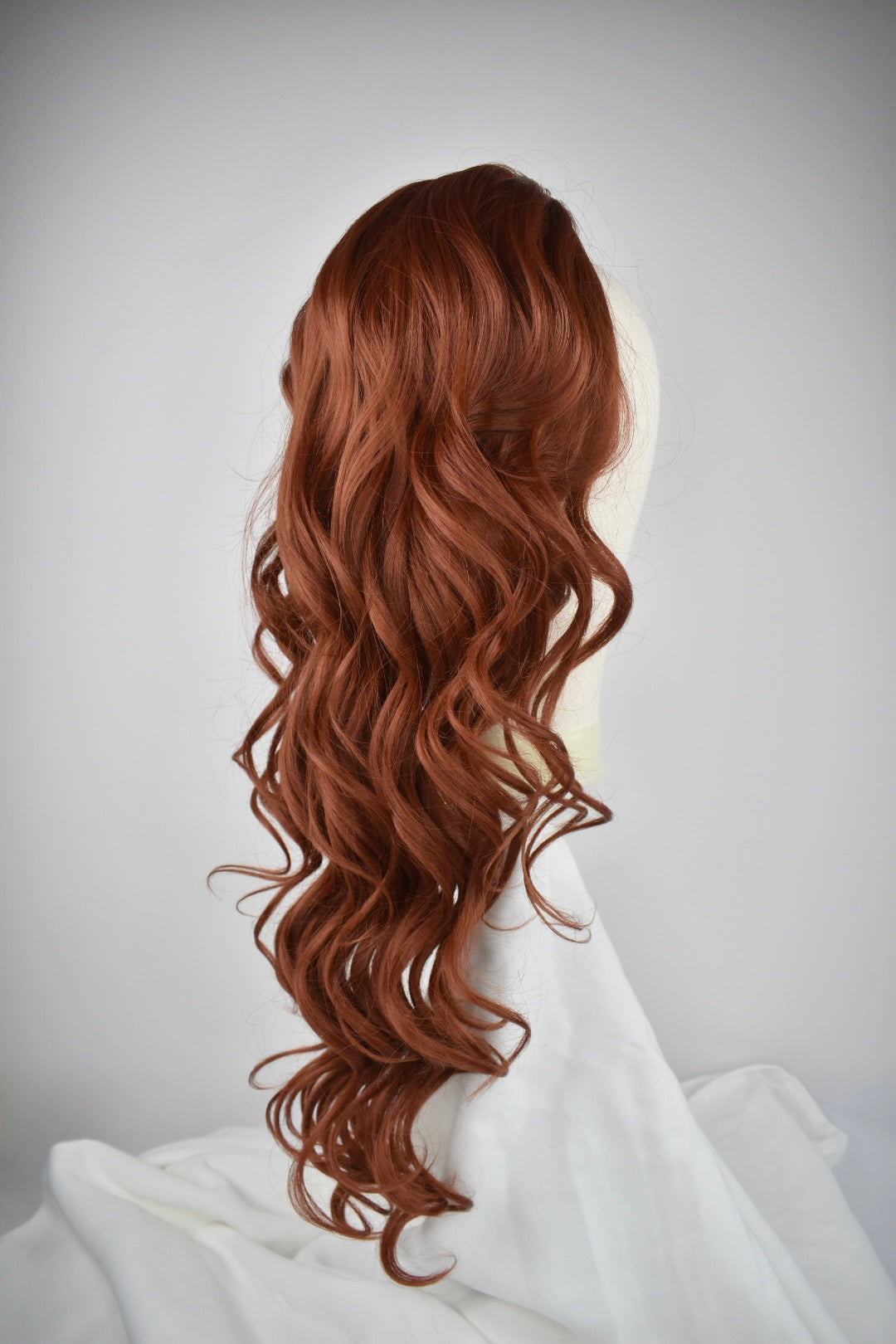 Curly Ponytail 28" - "Foxy"