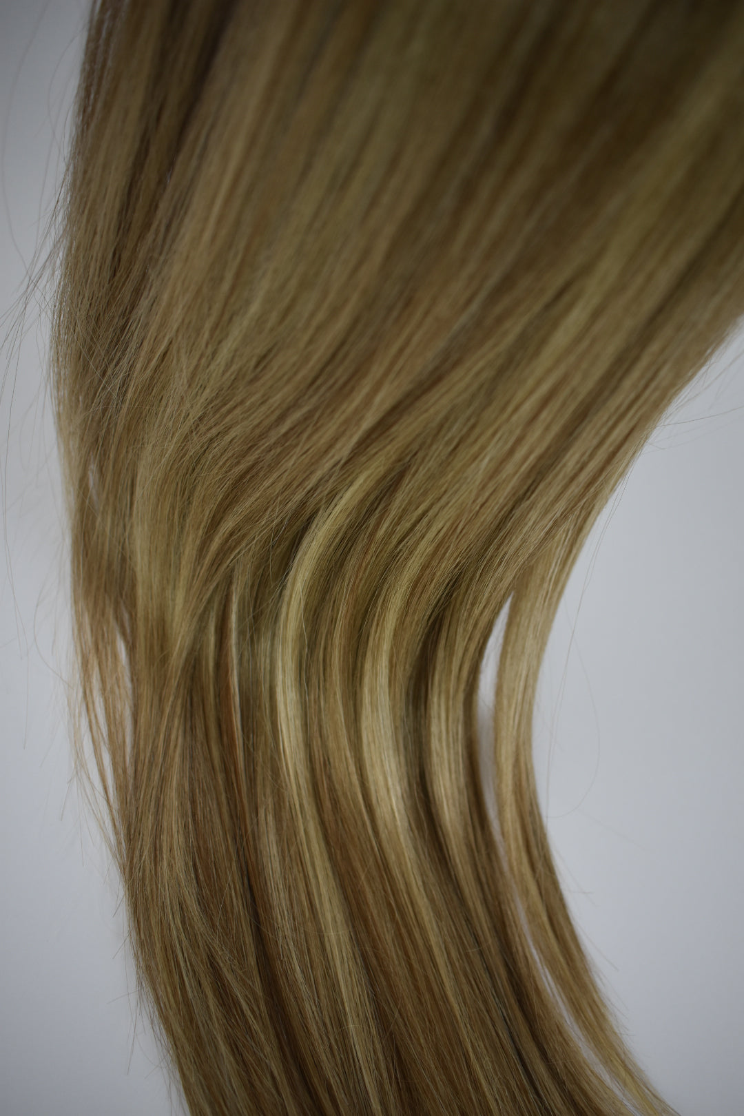 Straight Ponytail 28" - "Buttercream Blonde"
