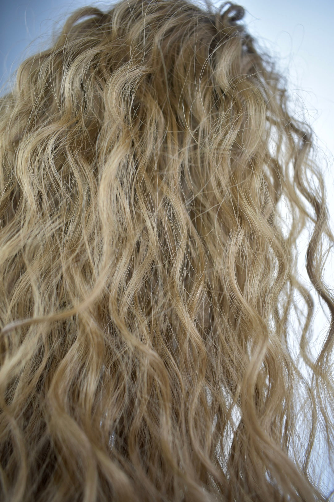 Wavy Ponytail 28" - "Dunkelblond"