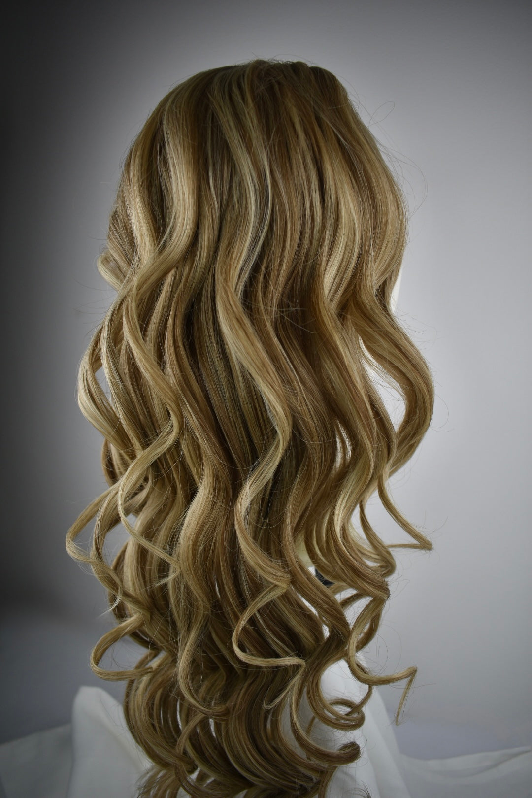 Curly Ponytail 28" - "Buttercream Blonde"