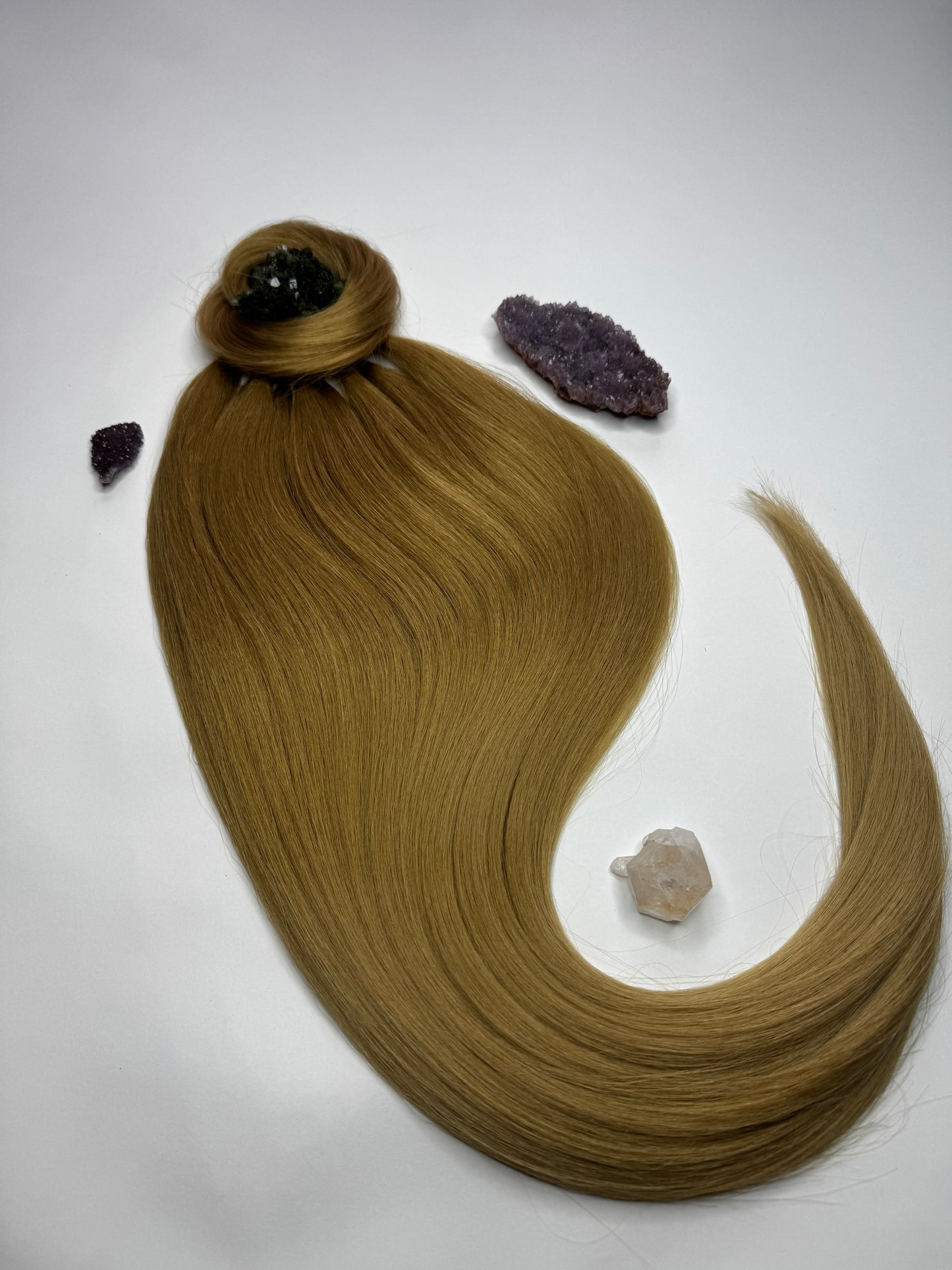 HONEY GOLD BLONDE 28" Queen Ponytail