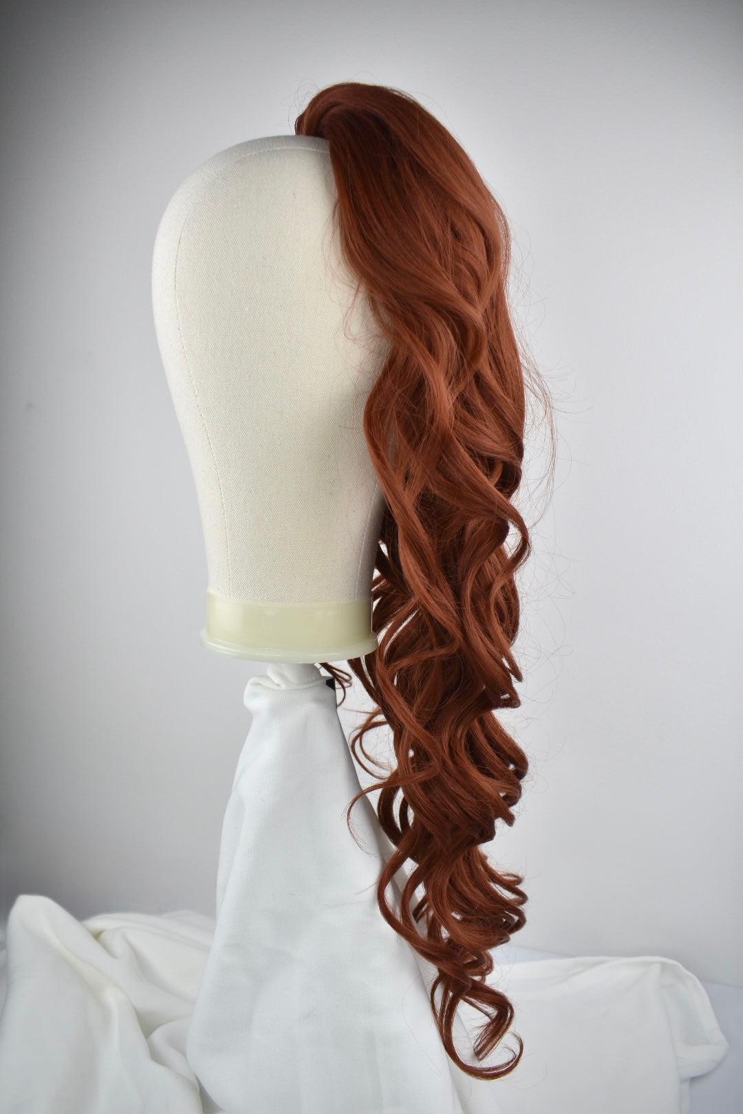 Curly Ponytail 28" - "Foxy"