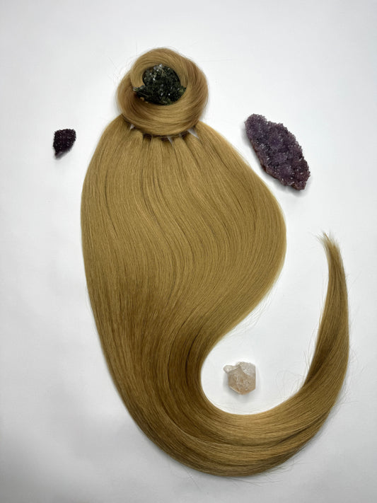 HONEY GOLD BLONDE 28" Queen Ponytail