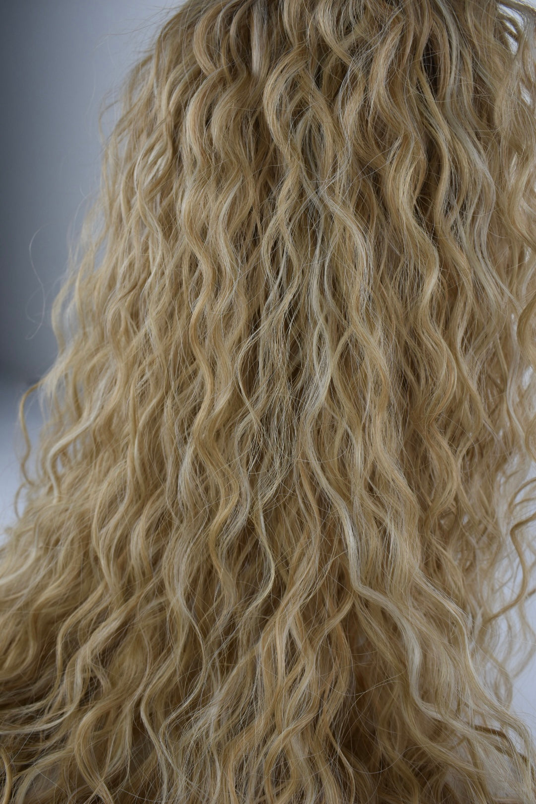 Wavy Ponytail 28" - "Caramel Glow"
