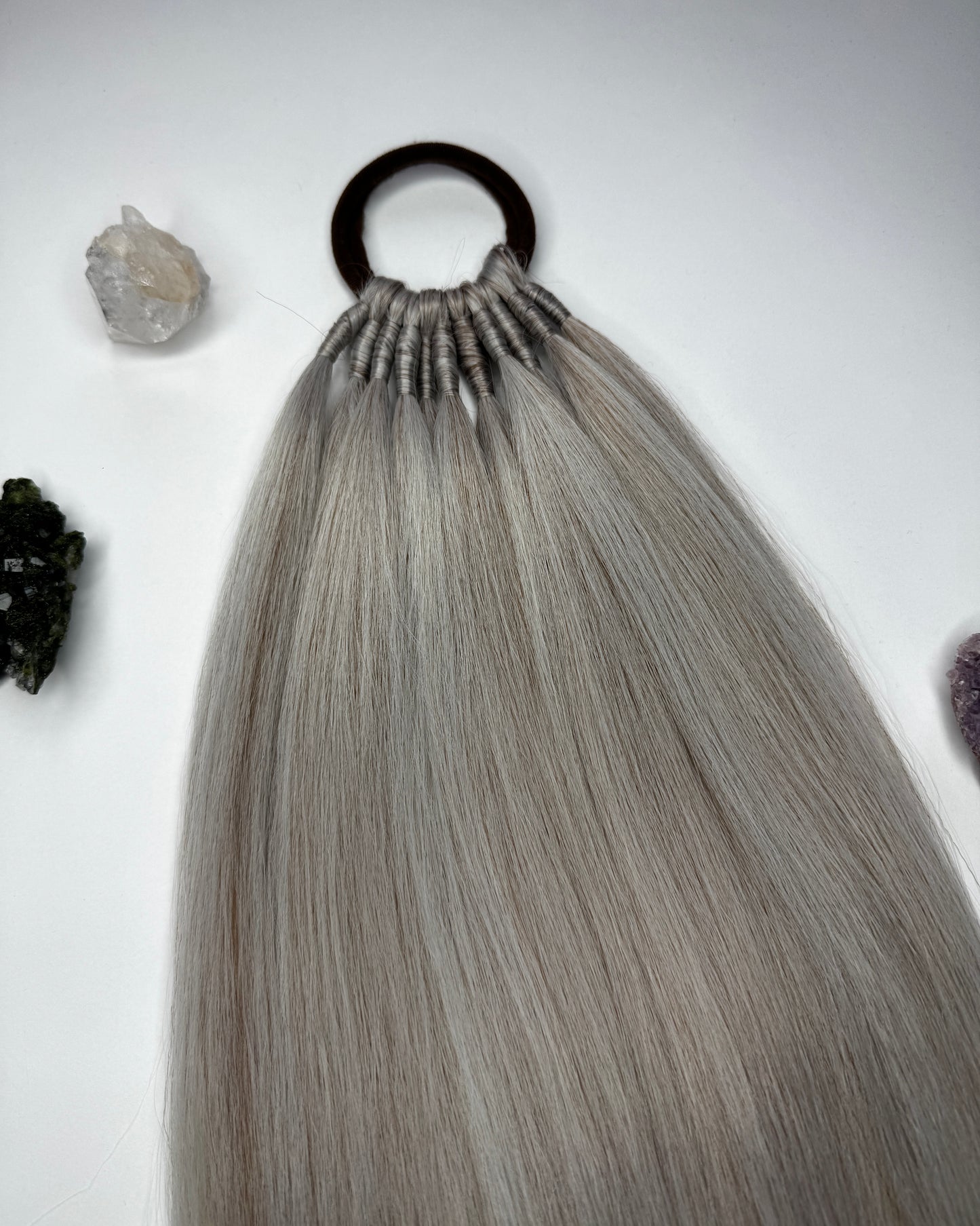 SNOWY ICE BLONDE 28" Queen Ponytail