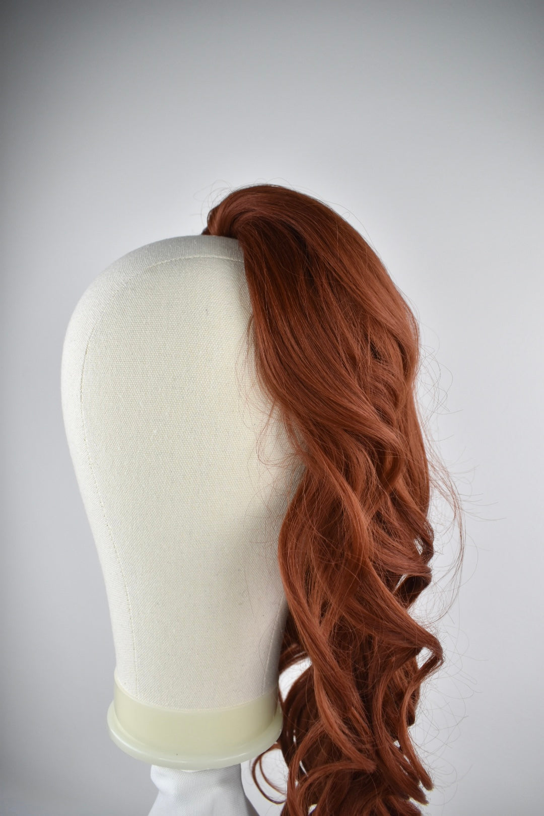 Curly Ponytail 28" - "Foxy"
