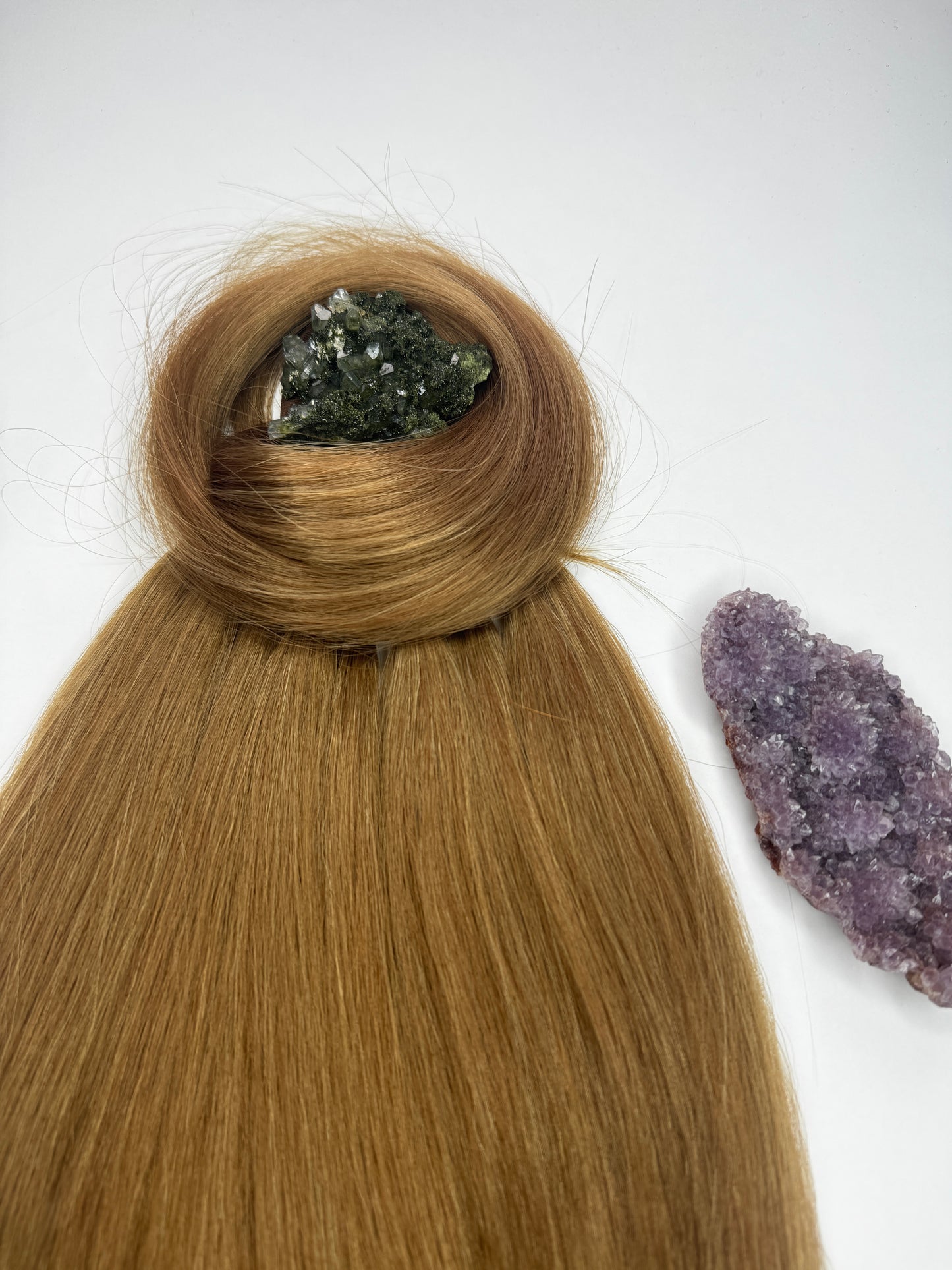 DARK BLONDE 28" Queen Ponytail