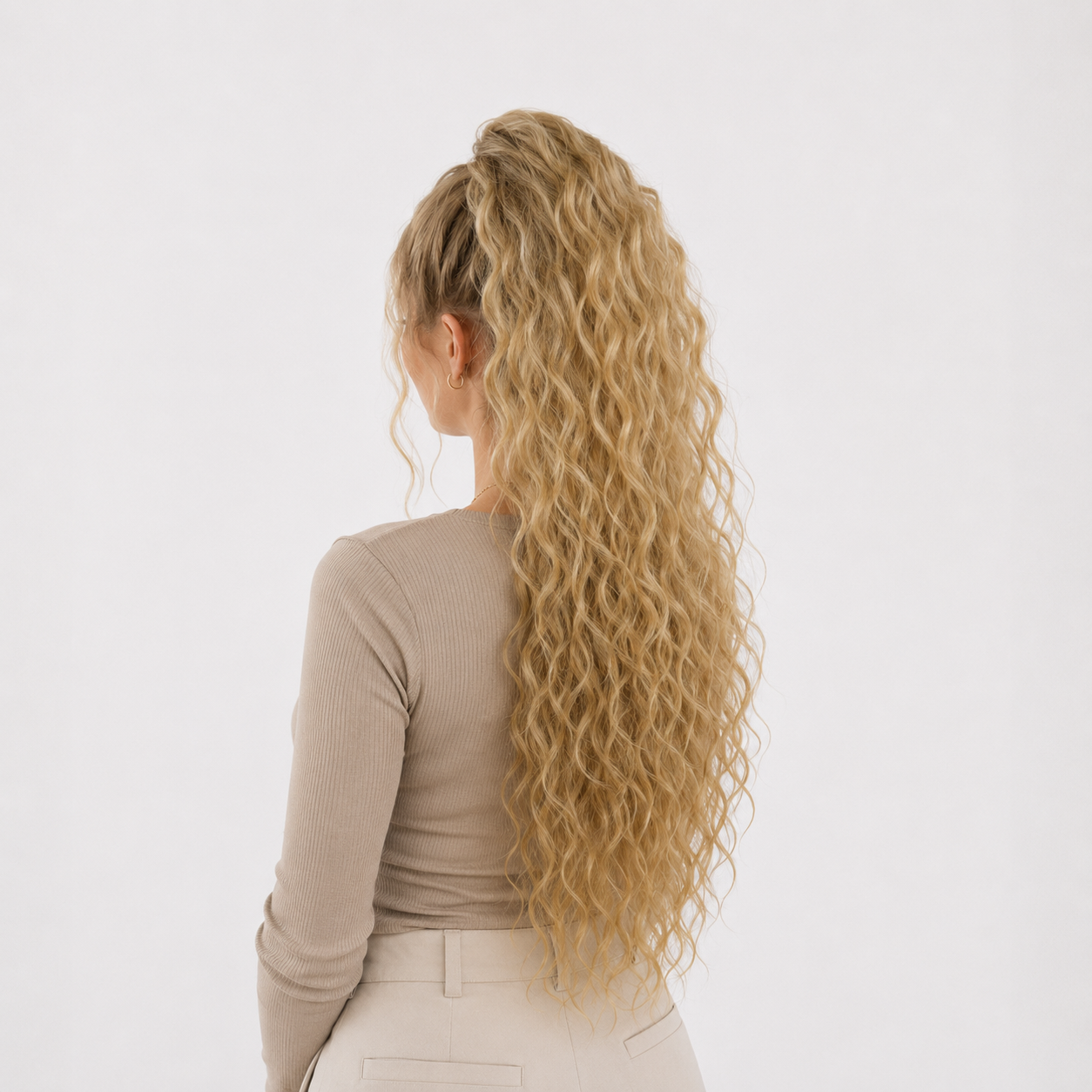 Wavy Ponytail 28" - "Bougie Champagne"